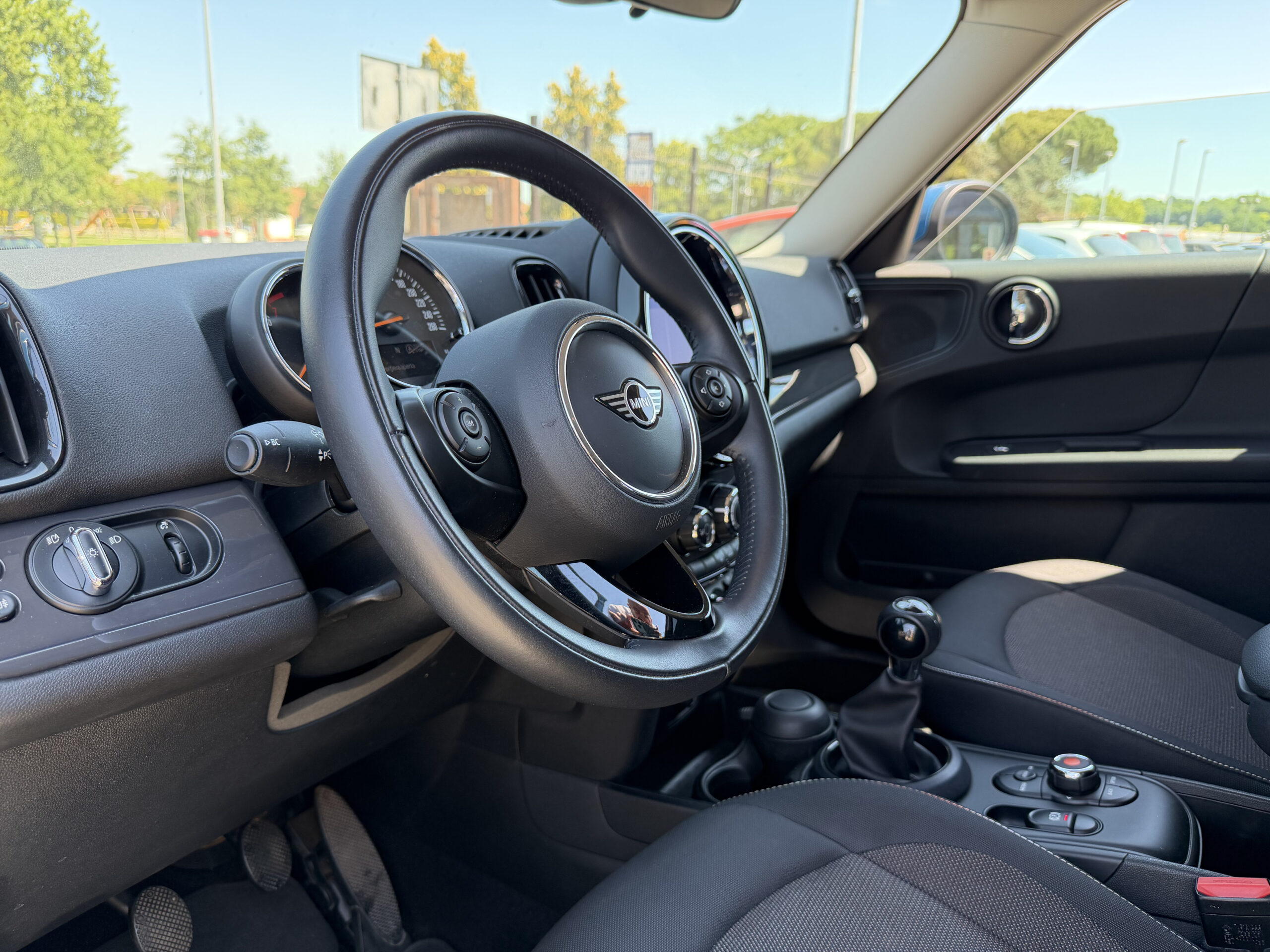 
								MINI COUNTRYMAN 1.5 ONE BOOST full									