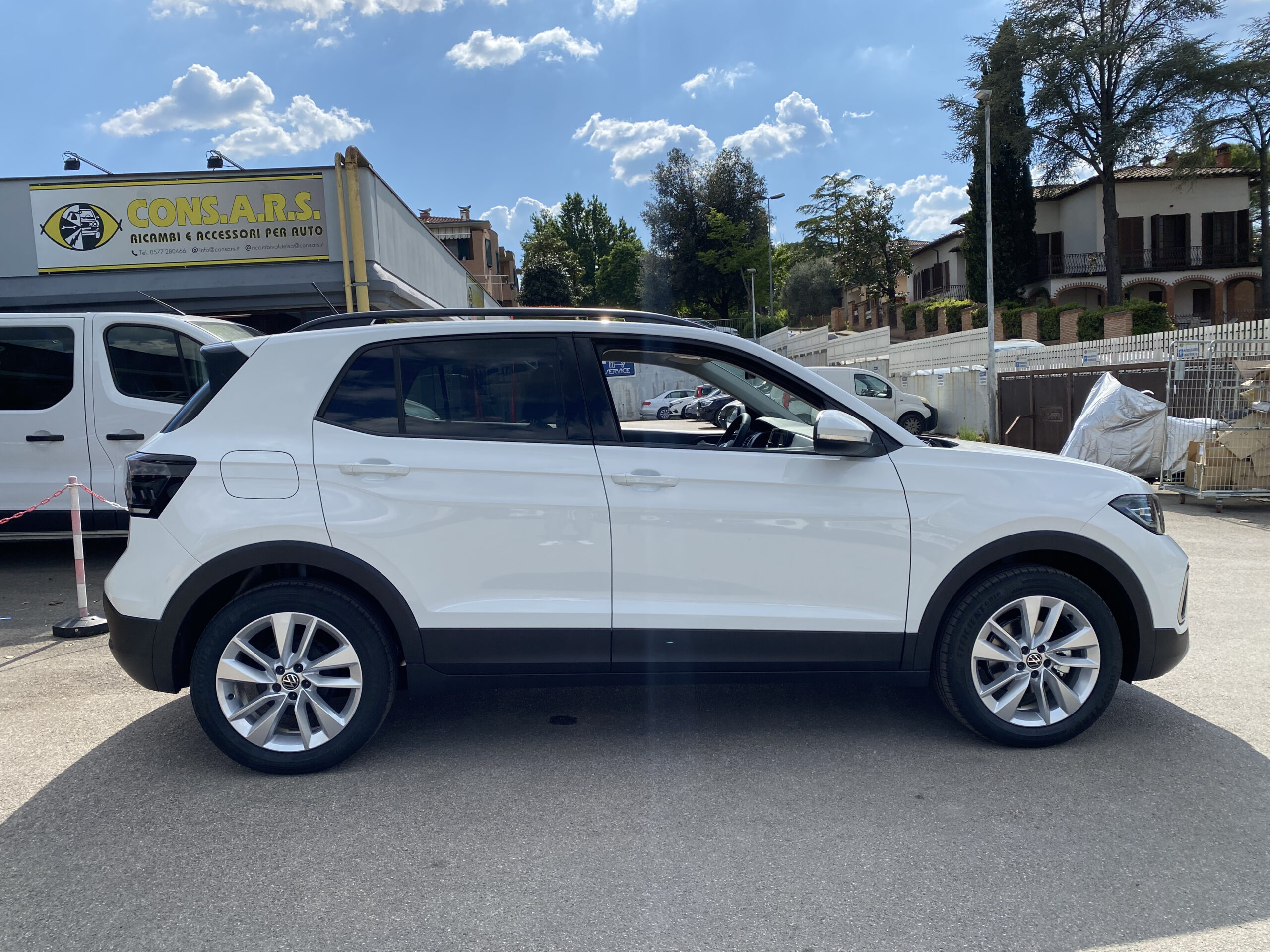 
								VOLKSWAGEN T-CROSS 1.0 TSI 95CV EDITION PLUS full									