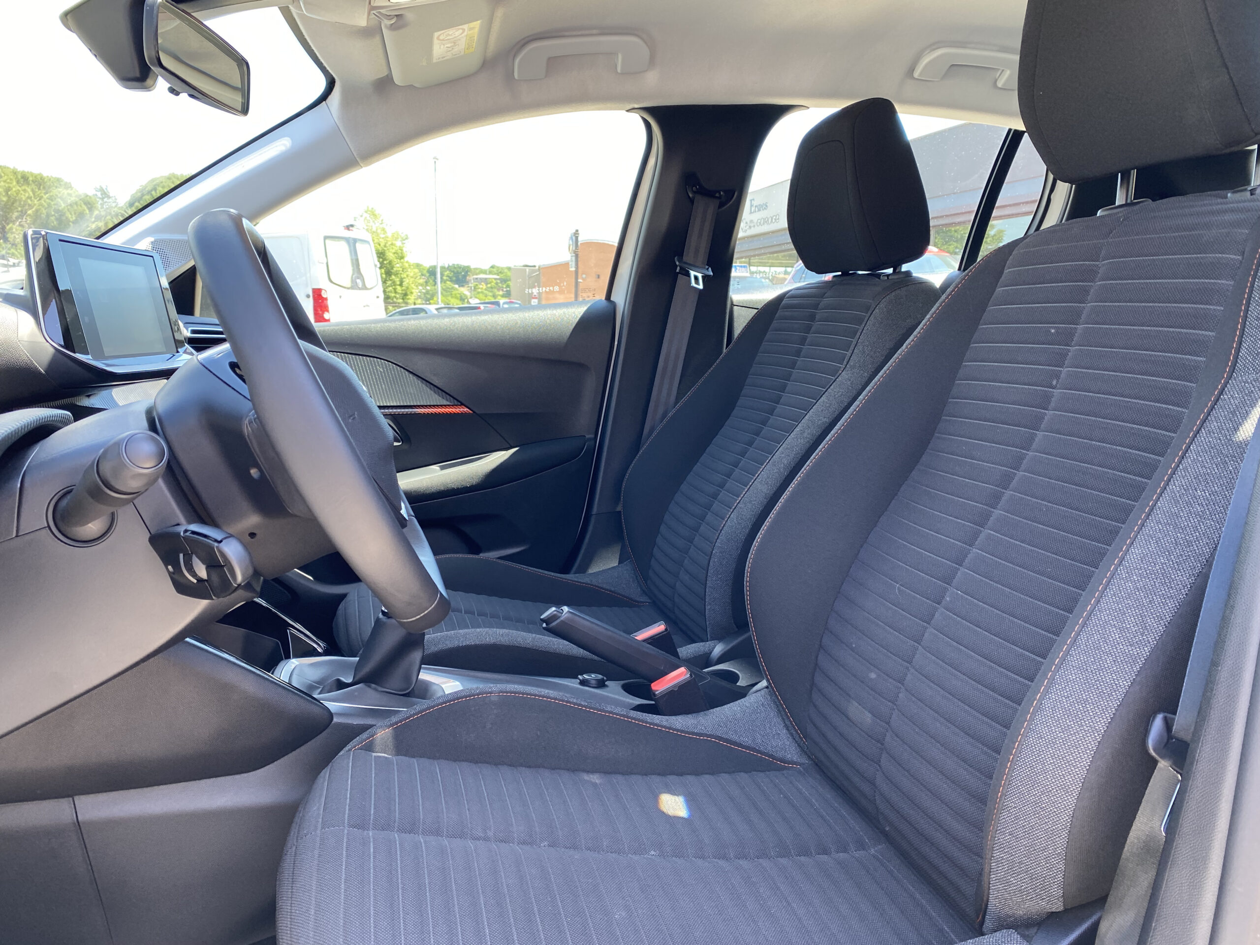 
								PEUGEOT 208 1.2 PURE TECH ACTIVE PACK 75CV full									