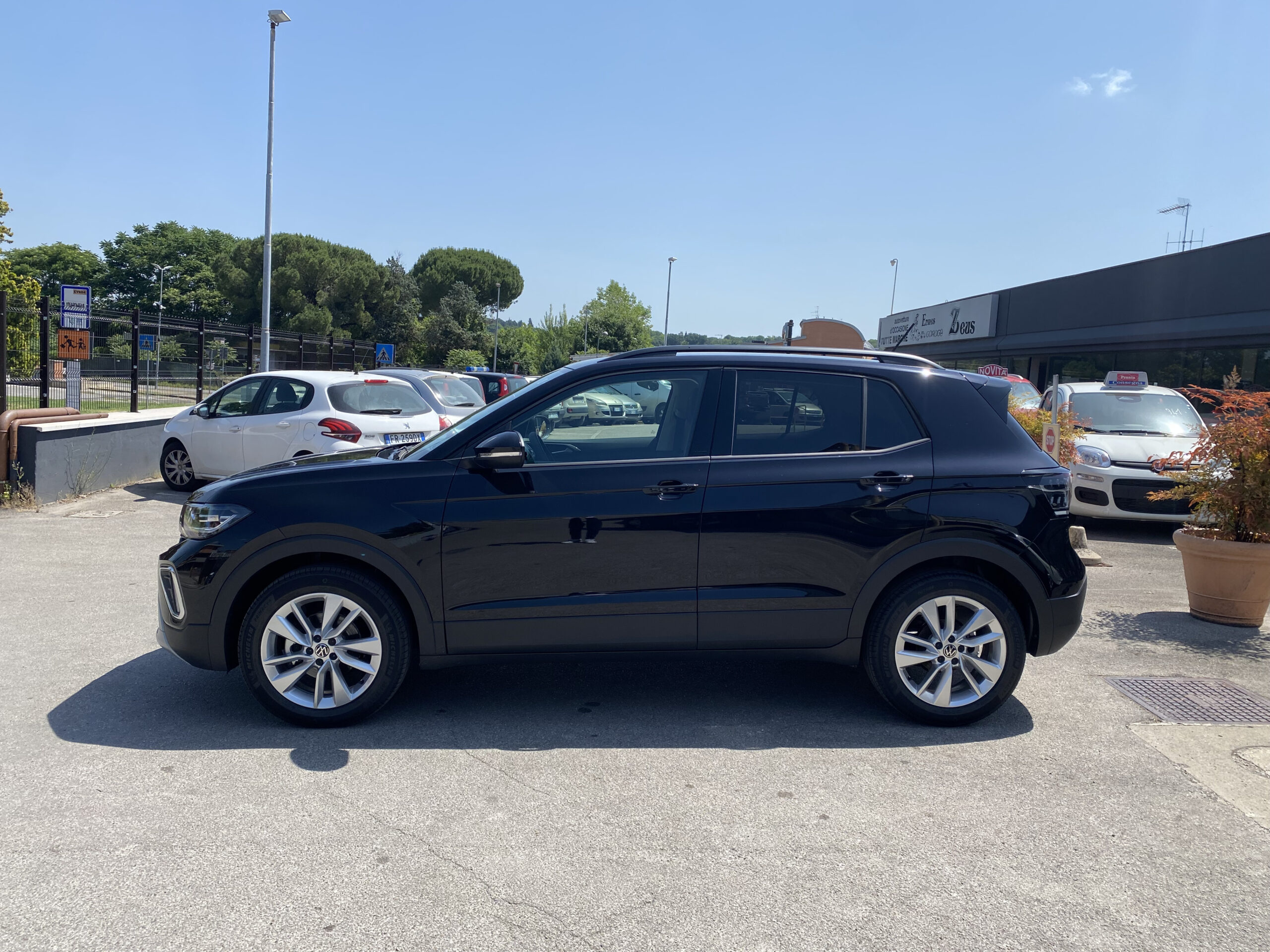 
								VOLKSWAGEN T-CROSS 1.0 TSI 115CV EDITION PLUS full									