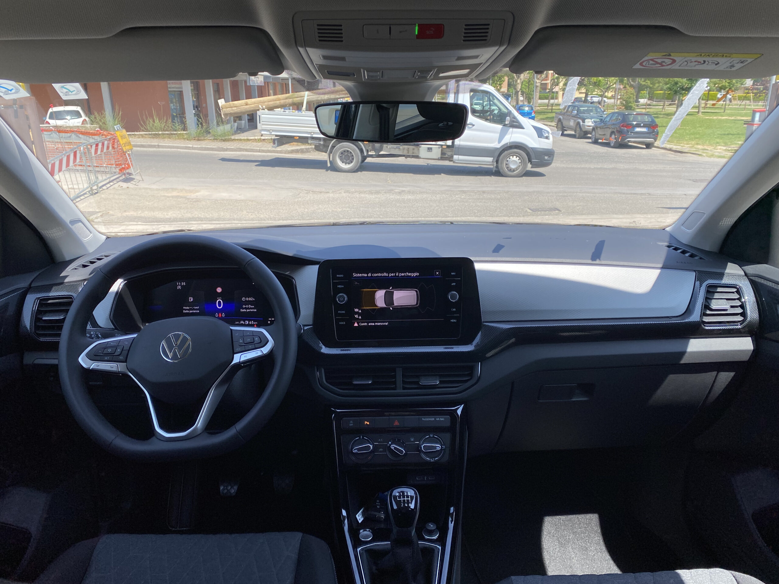
								VOLKSWAGEN T-CROSS 1.0 TSI 115CV EDITION PLUS full									