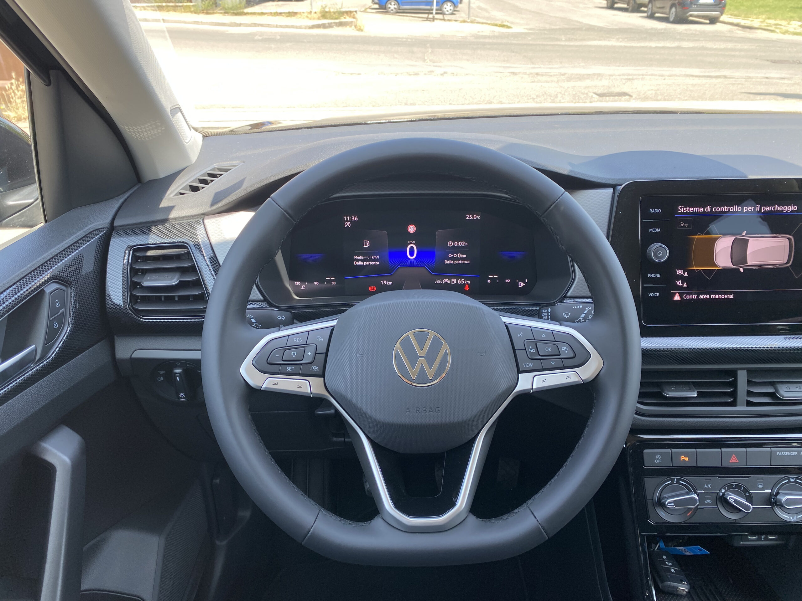
								VOLKSWAGEN T-CROSS 1.0 TSI 115CV EDITION PLUS full									