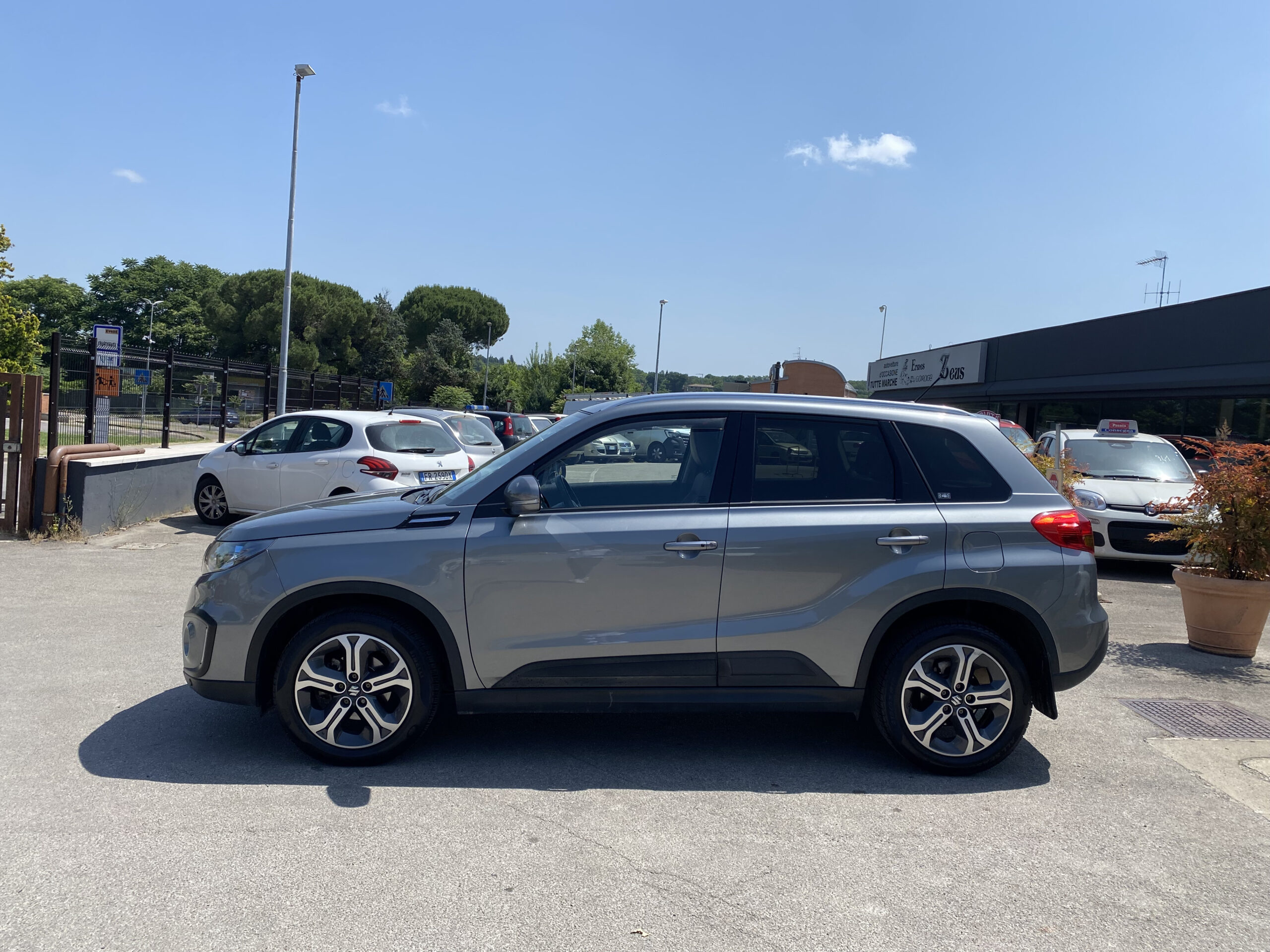 
								SUZUKI VITARA 1.6 VVT A/T ALLGRIP V-TOP full									